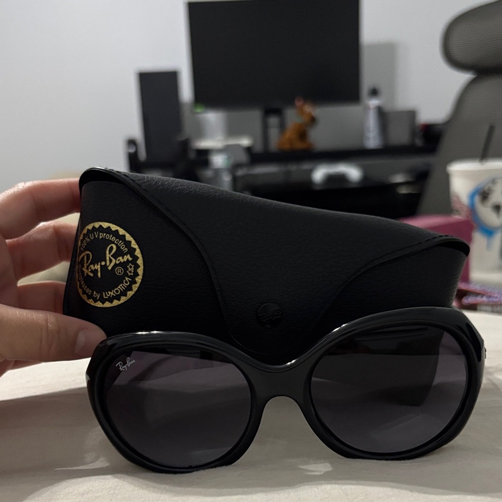 Ray-Ban Black Oval Sunglasses
